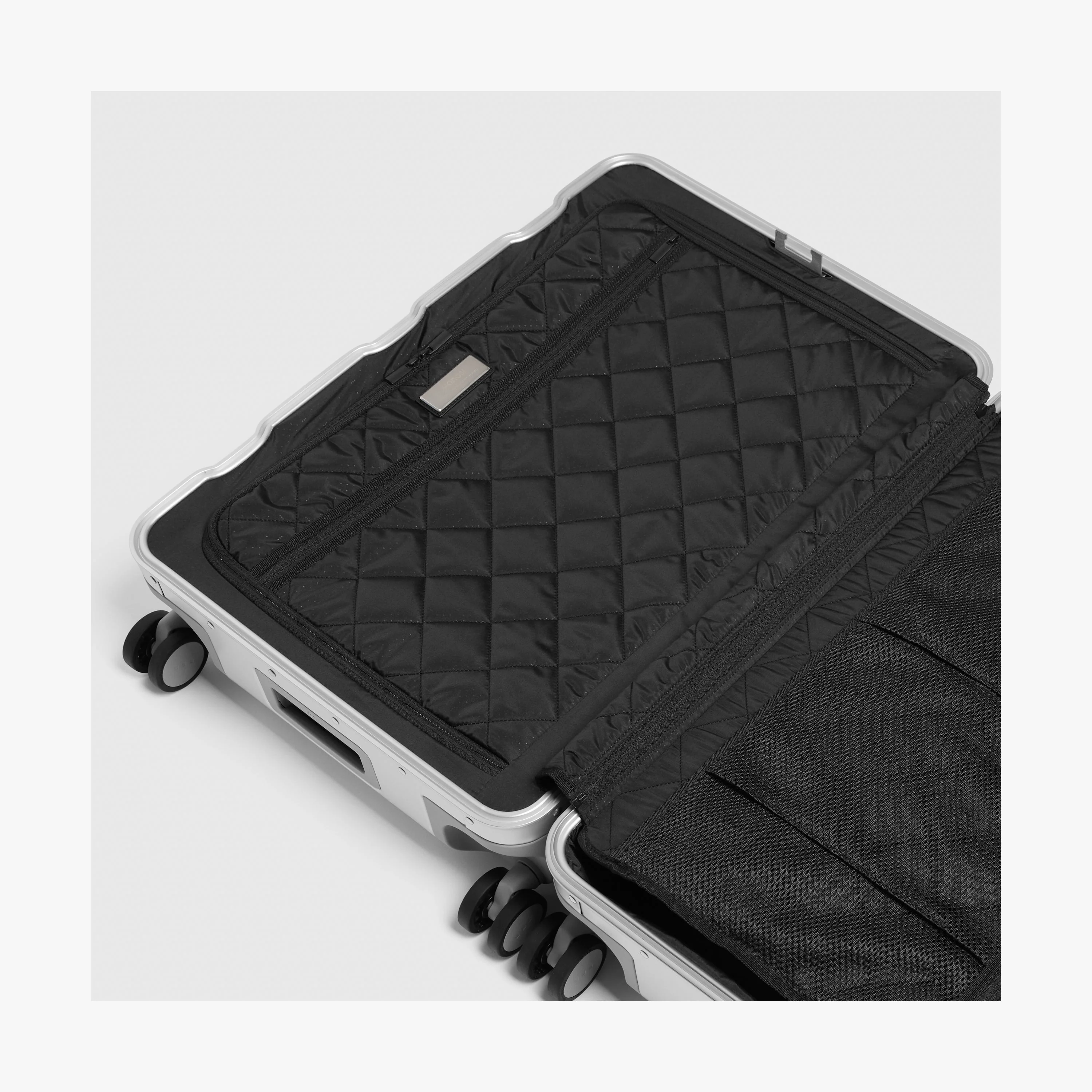 Aluminum Check-In Medium - Image 45