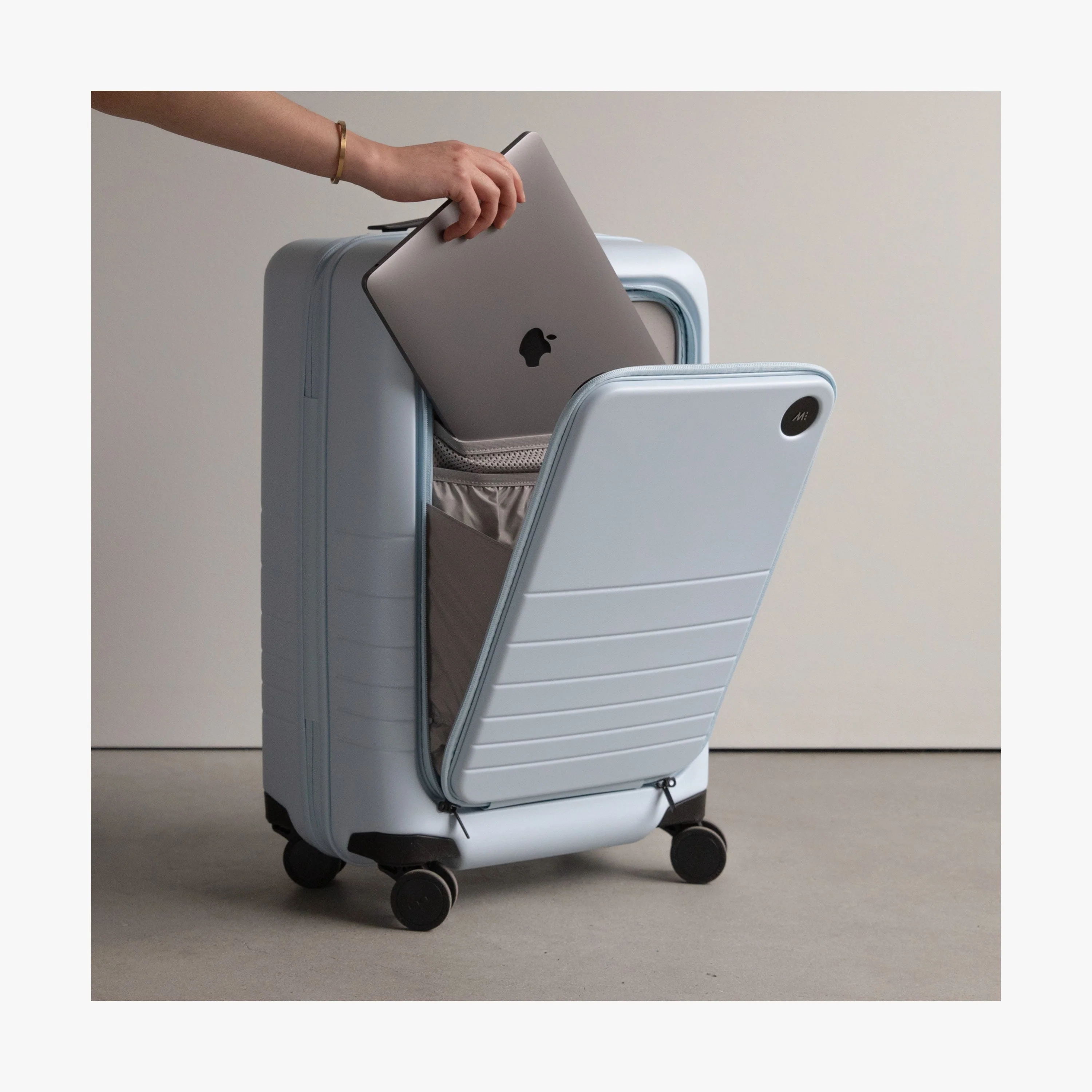 Carry-On Pro Plus - Image 171