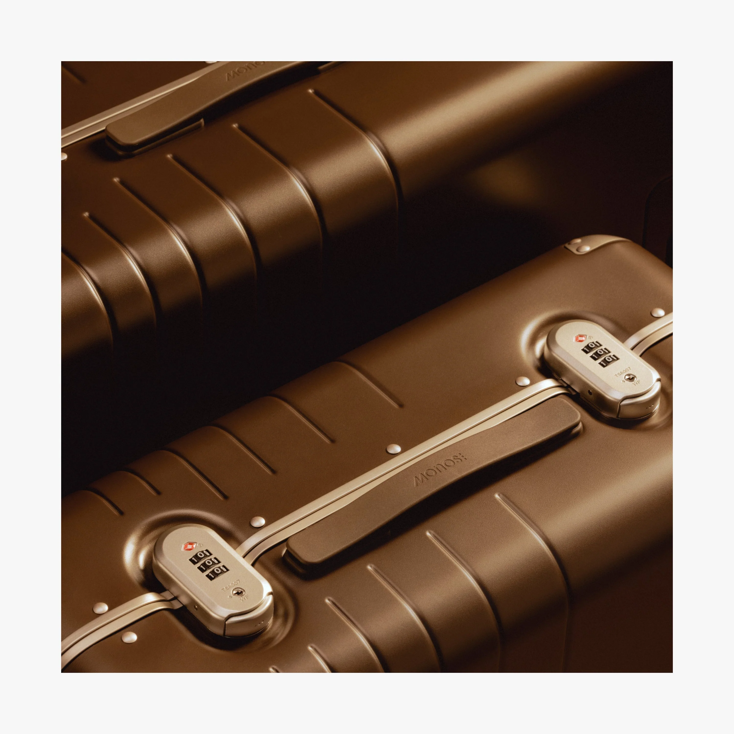 Hybrid Carry-On Plus - Image 111